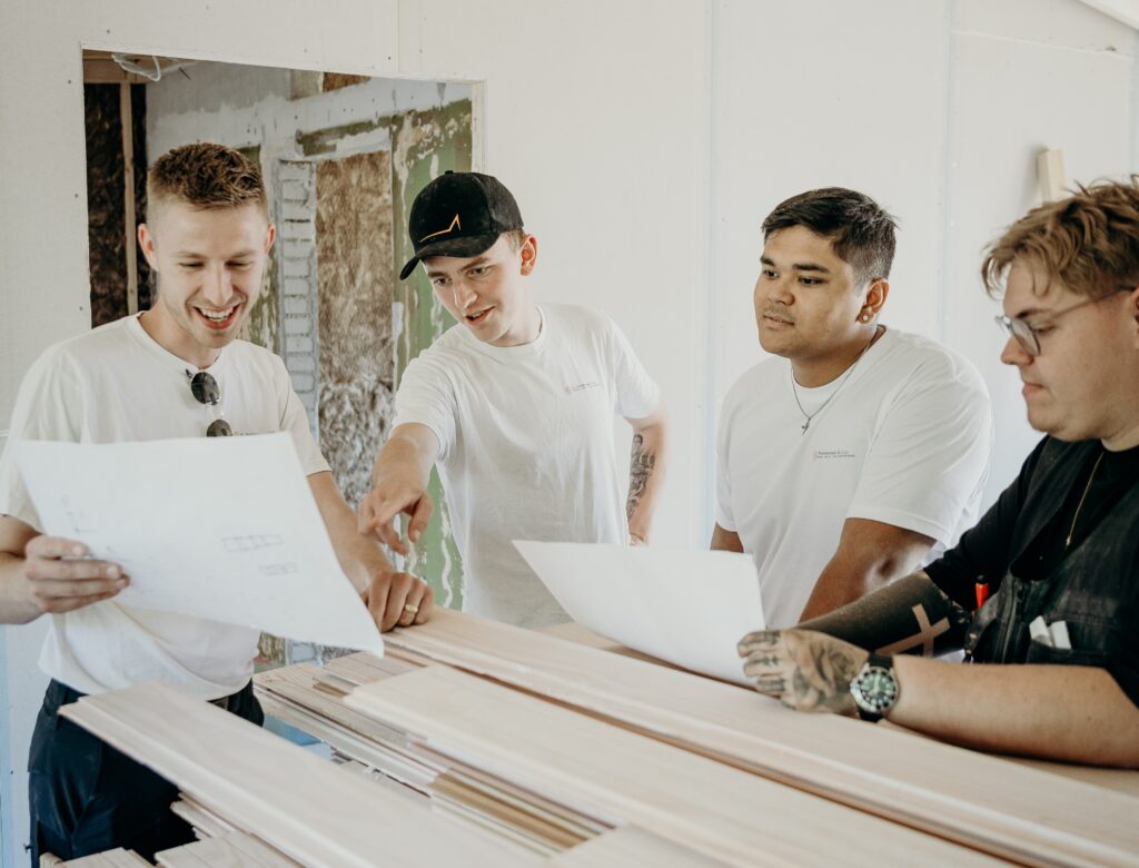 S. Petterson og crew